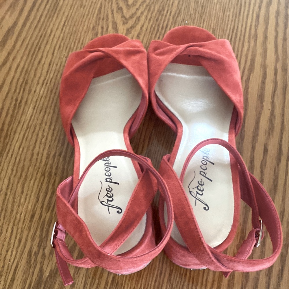 Free People burnt orange suede ankle strap block heel sandals. 40EU (size 9)